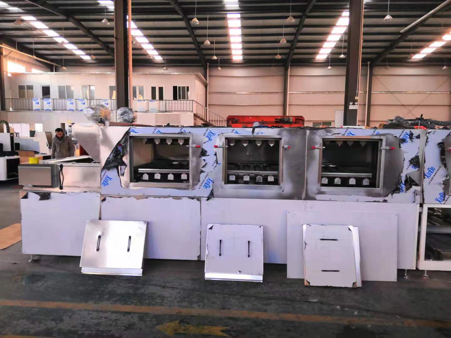 解鎖工業(yè)清洗新效率！噴淋清洗機(jī)，搞定零部件油污除銹難題